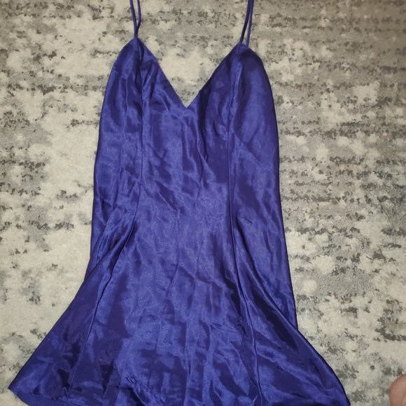 Frederick's of Hollywood Other - Fredericks of Hollywood Blue/Purple Slip | M EUC